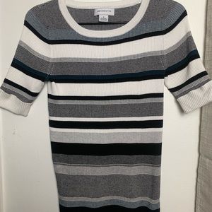 Liz Claiborne pullover top/ black & white striped
